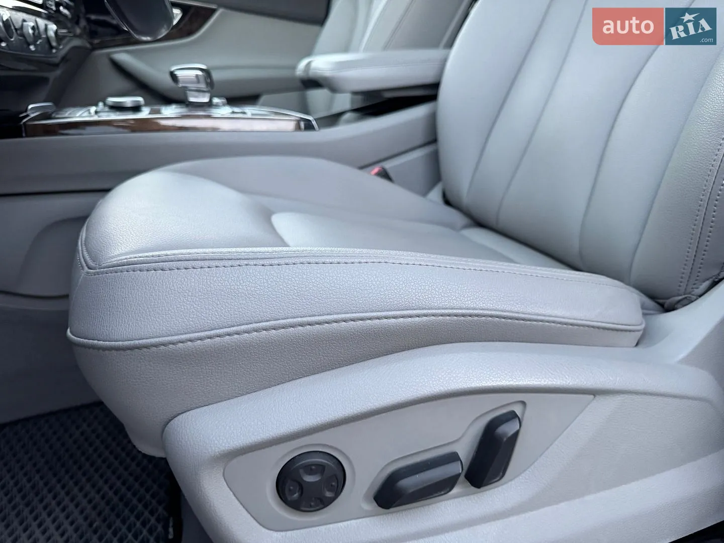 2017 Audi Q7 - мініатюра 23