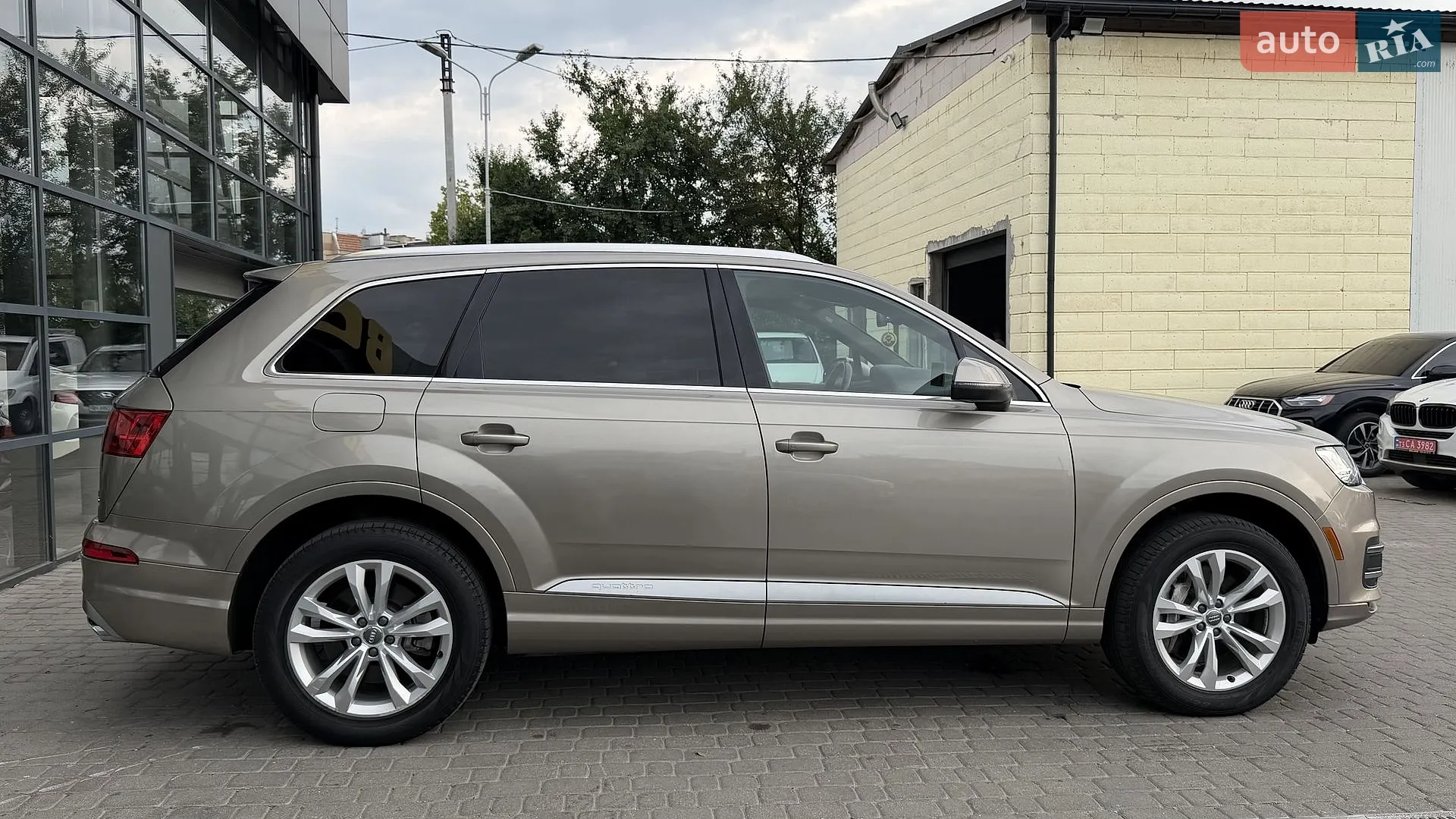 2017 Audi Q7 - мініатюра 8