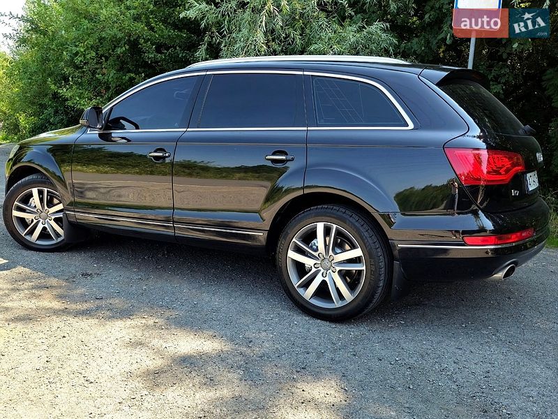 Позашляховик / Кросовер Audi Q7 2013 в Івано-Франківську