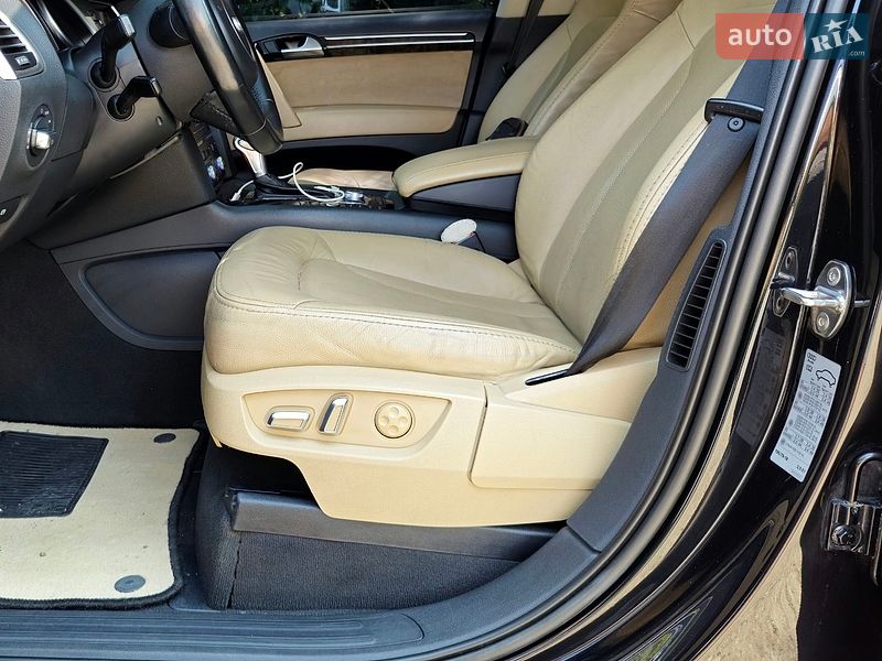 Позашляховик / Кросовер Audi Q7 2013 в Івано-Франківську