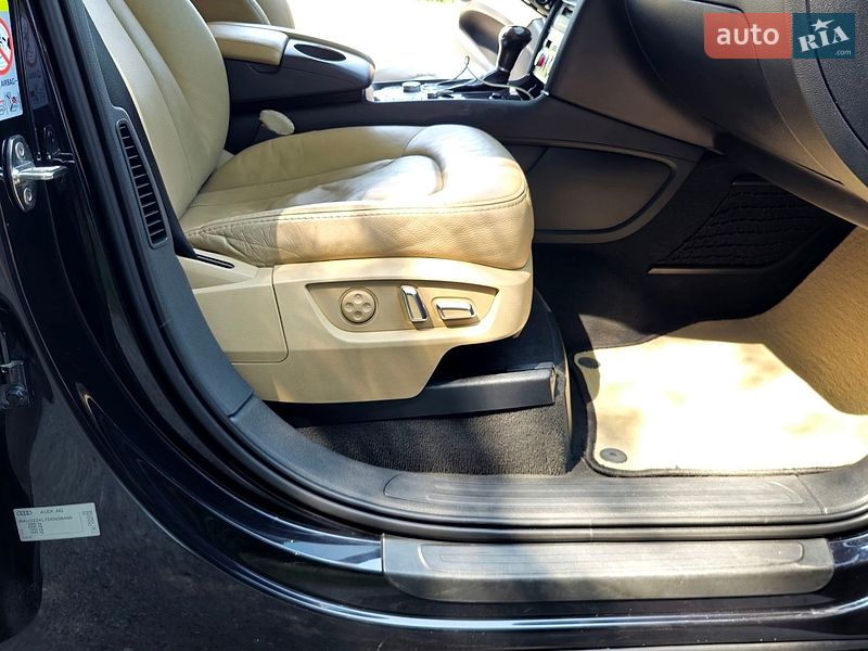 Позашляховик / Кросовер Audi Q7 2013 в Івано-Франківську