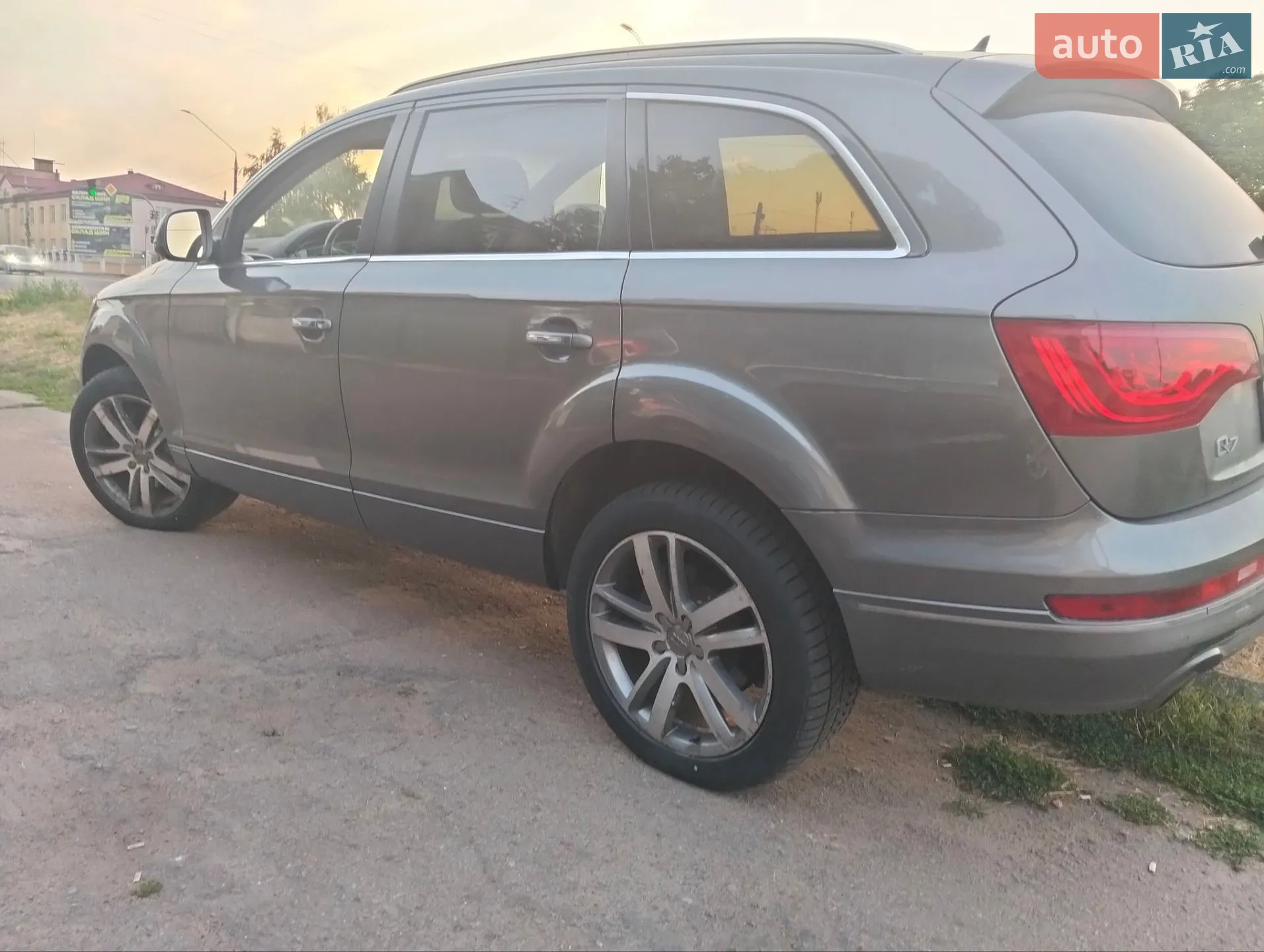 2010 Audi Q7 - мініатюра 7
