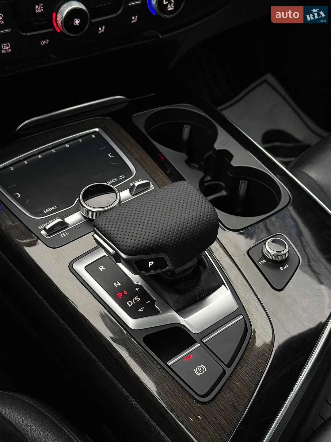 2015 Audi Q7 - мініатюра 10