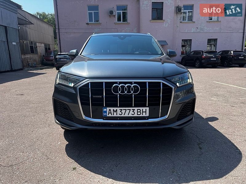 Позашляховик / Кросовер Audi Q7 2020 в Житомирі