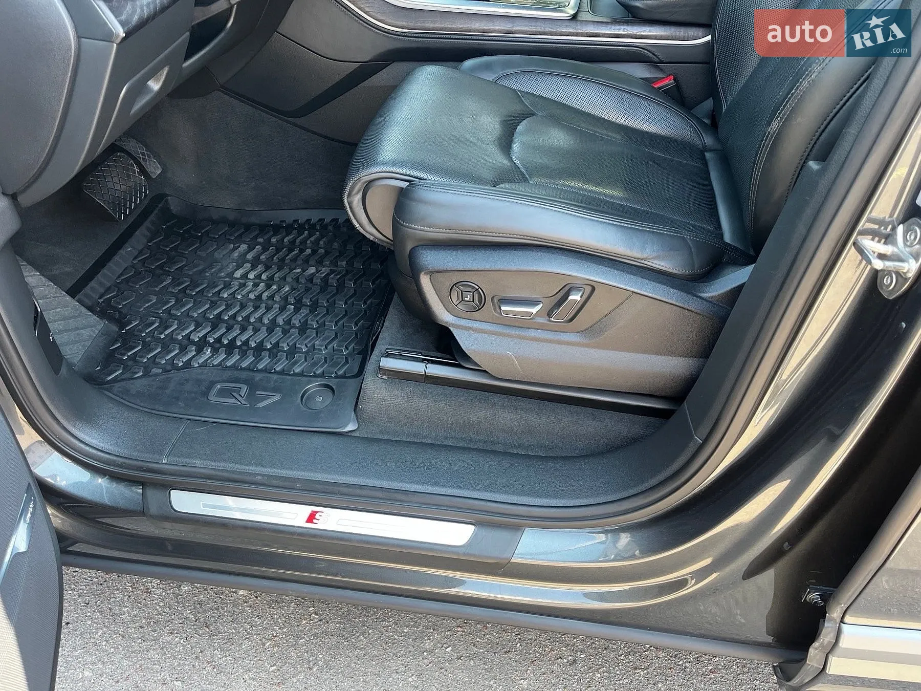 2020 Audi Q7 - мініатюра 19