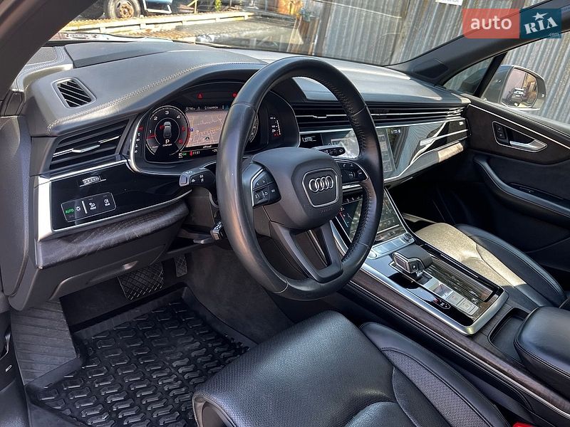 Позашляховик / Кросовер Audi Q7 2020 в Житомирі