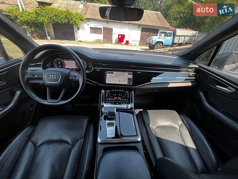 Позашляховик / Кросовер Audi Q7 2020 в Житомирі