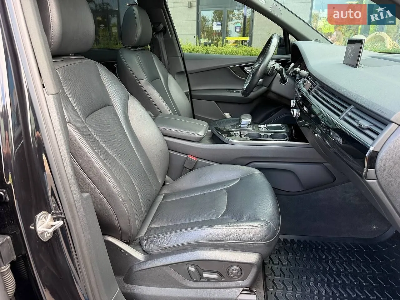 2017 Audi Q7 - мініатюра 14