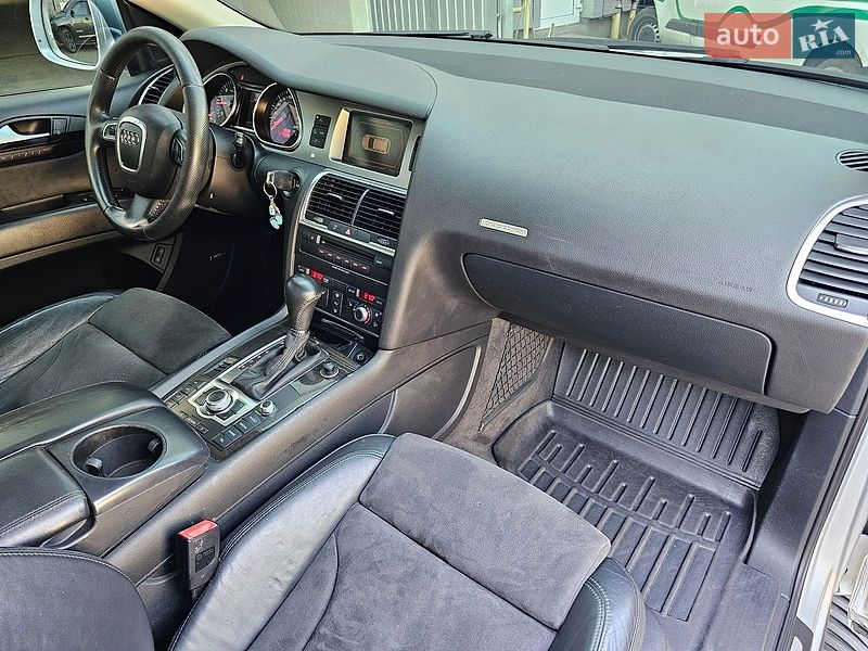Внедорожник / Кроссовер Audi Q7 2008 в Одессе