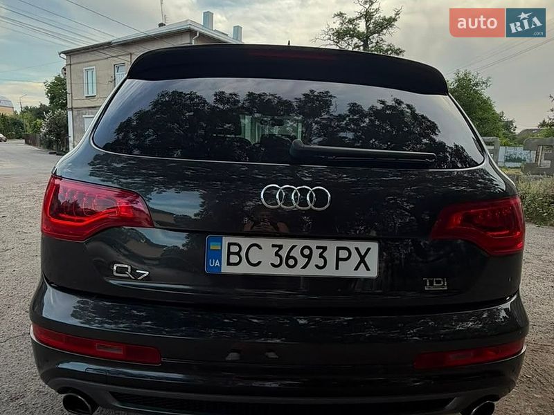 Внедорожник / Кроссовер Audi Q7 2014 в Золочеве