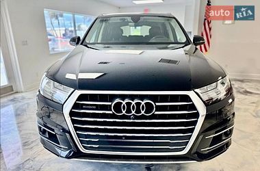 Позашляховик / Кросовер Audi Q7 2017 в Мукачевому