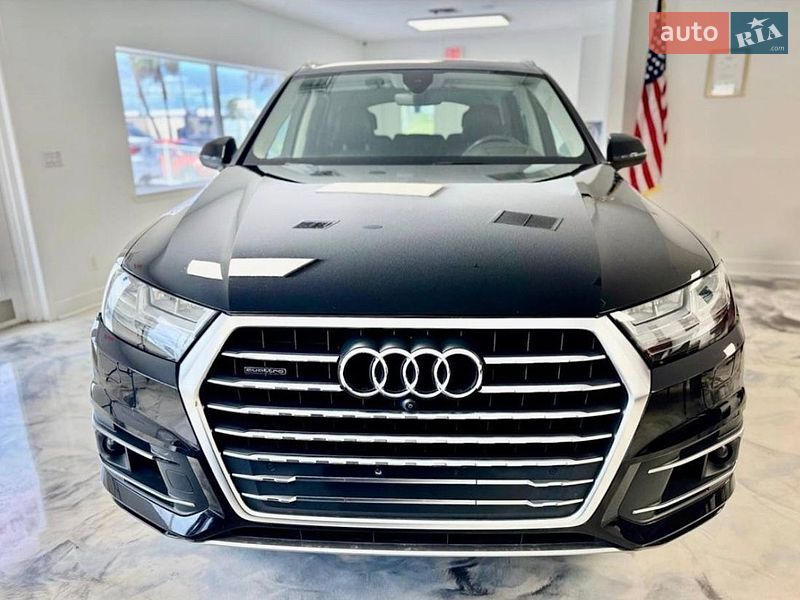Позашляховик / Кросовер Audi Q7 2017 в Мукачевому