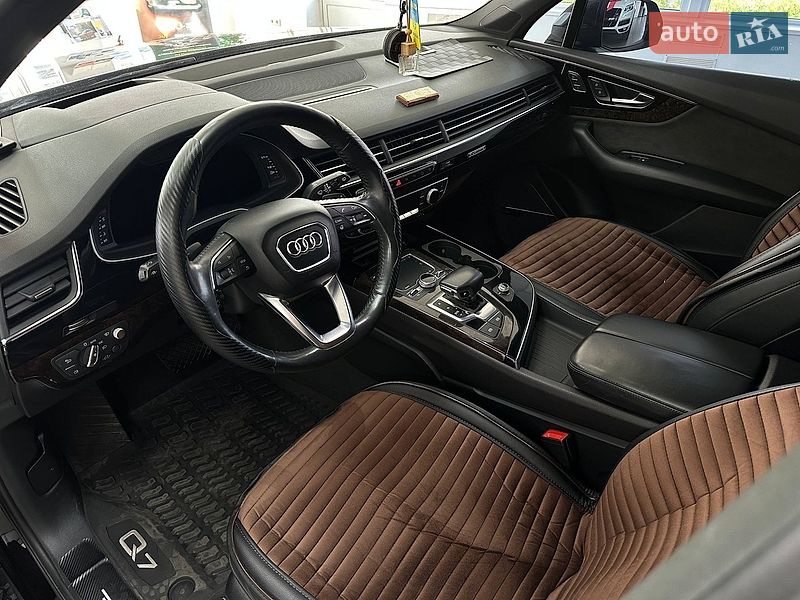 Внедорожник / Кроссовер Audi Q7 2018 в Киеве