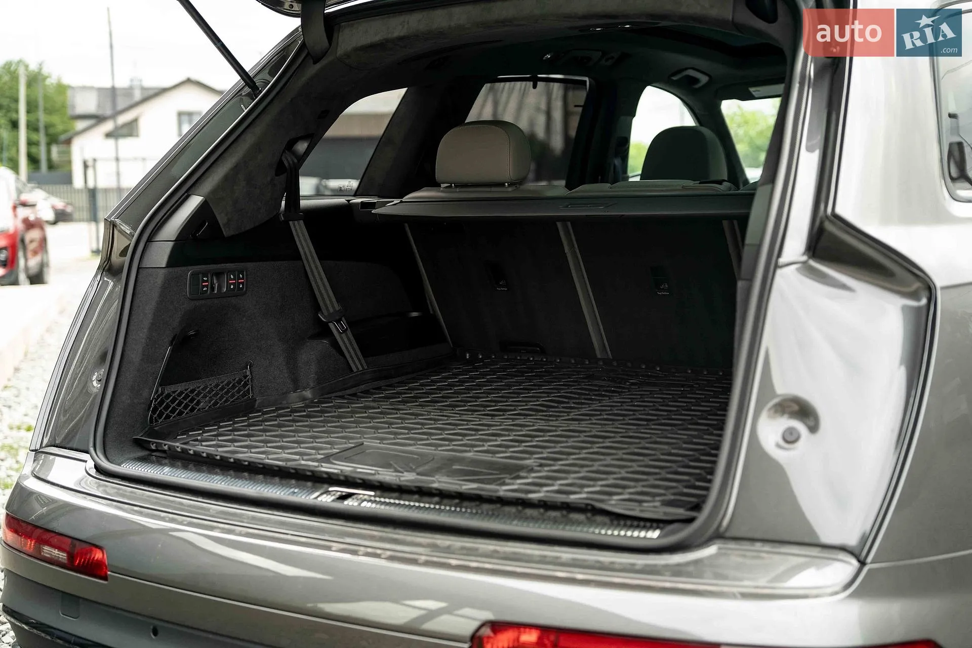 2020 Audi Q7 - мініатюра 10