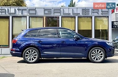 Позашляховик / Кросовер Audi Q7 2018 в Києві фото 7 Позашляховик / Кросовер Audi Q7 2018 в Києві
