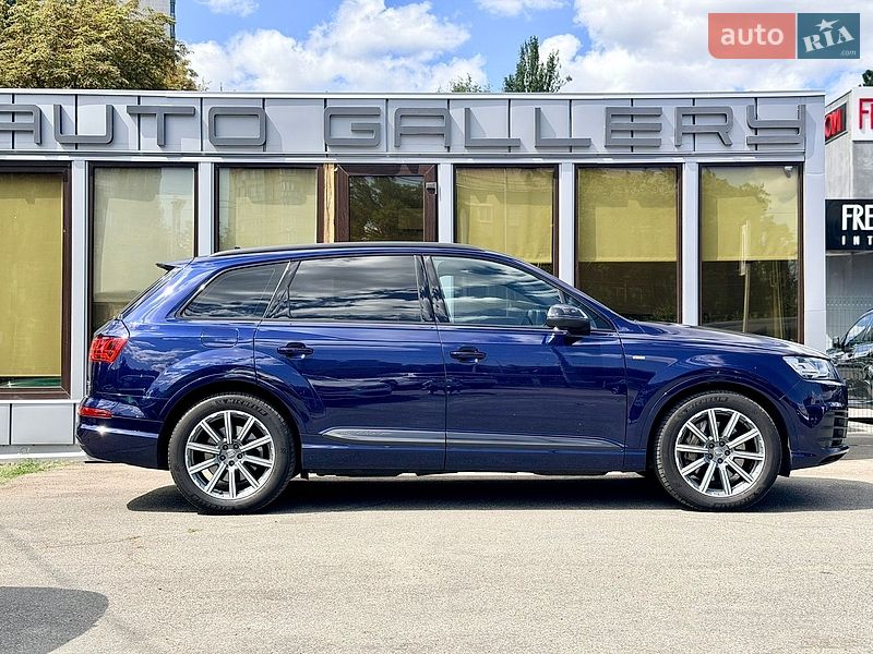 Позашляховик / Кросовер Audi Q7 2018 в Києві фото 7 Позашляховик / Кросовер Audi Q7 2018 в Києві