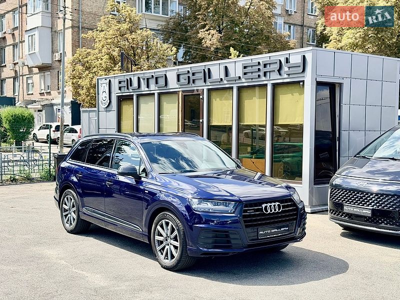 Позашляховик / Кросовер Audi Q7 2018 в Києві фото 18 Позашляховик / Кросовер Audi Q7 2018 в Києві