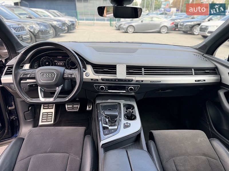Позашляховик / Кросовер Audi Q7 2018 в Києві фото 26 Позашляховик / Кросовер Audi Q7 2018 в Києві