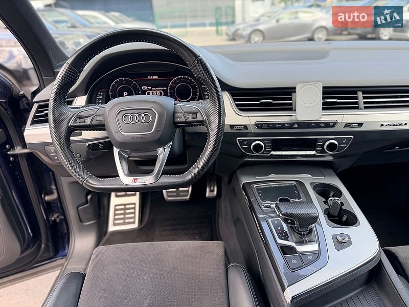 Позашляховик / Кросовер Audi Q7 2018 в Києві фото 27 Позашляховик / Кросовер Audi Q7 2018 в Києві