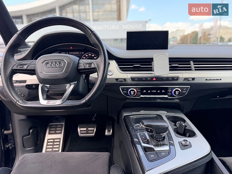 Позашляховик / Кросовер Audi Q7 2018 в Києві фото 33 Позашляховик / Кросовер Audi Q7 2018 в Києві