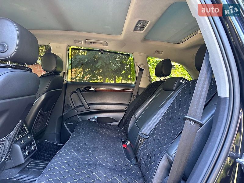 Внедорожник / Кроссовер Audi Q7 2010 в Запорожье