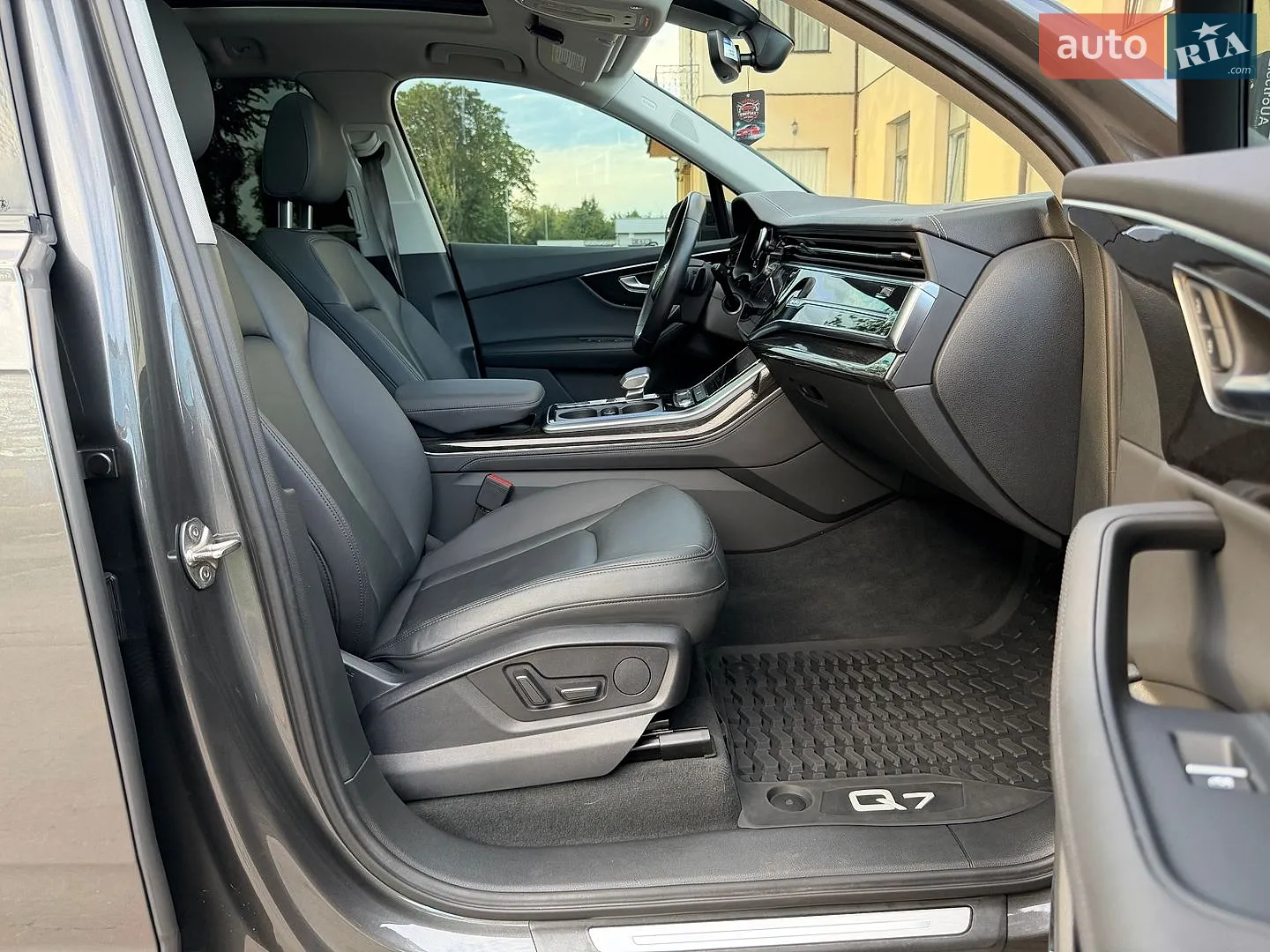 2022 Audi Q7 - мініатюра 38