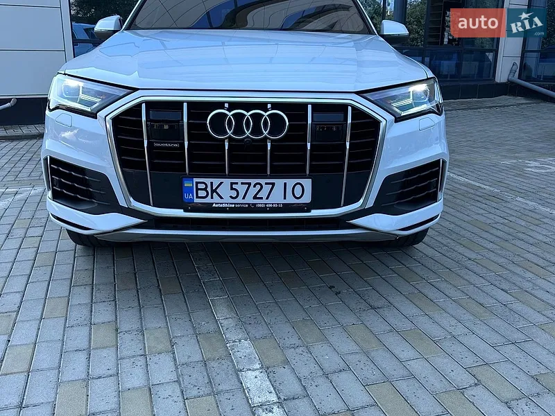 Audi Q7 2021