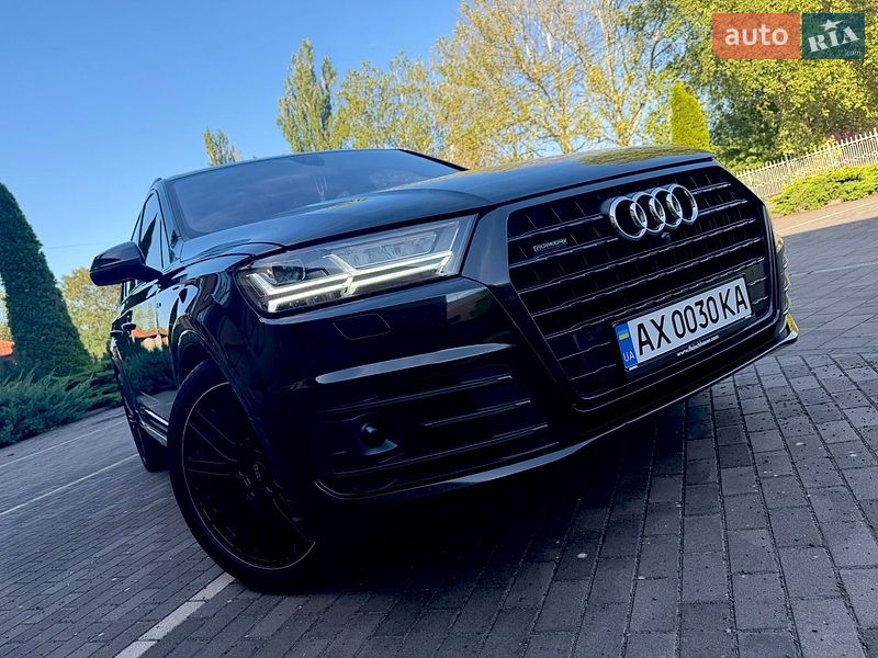 Позашляховик / Кросовер Audi Q7 2018 в Береговому