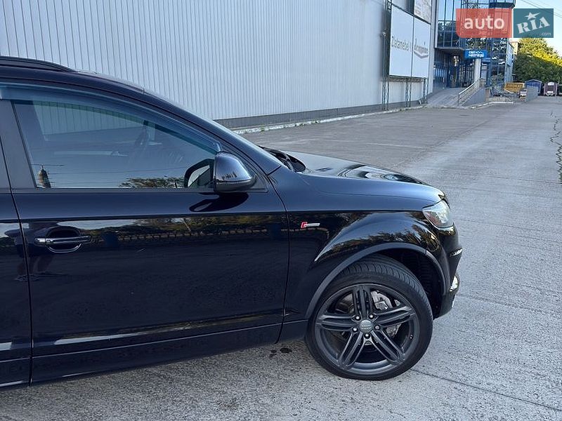 Внедорожник / Кроссовер Audi Q7 2014 в Черновцах