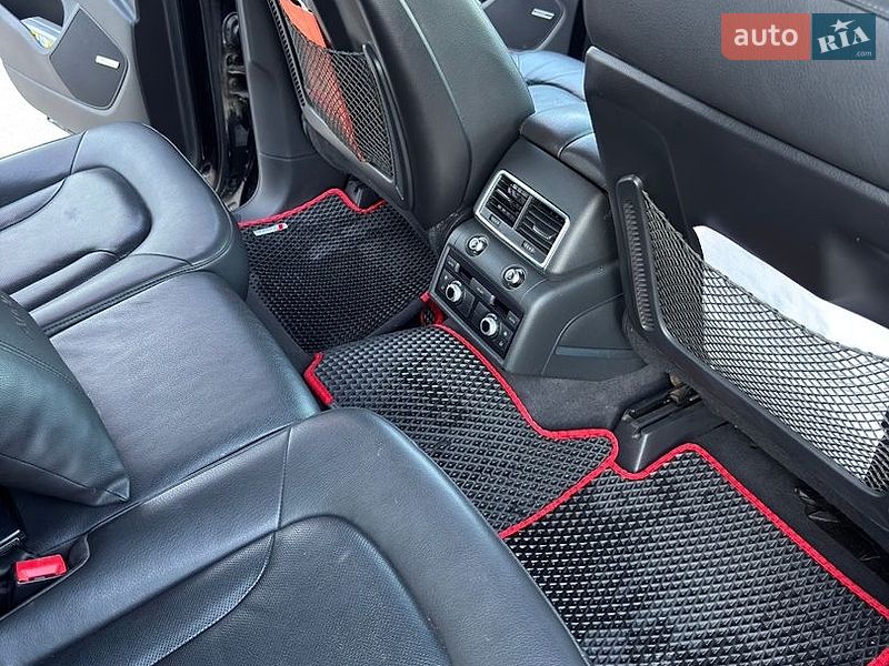 Внедорожник / Кроссовер Audi Q7 2014 в Черновцах