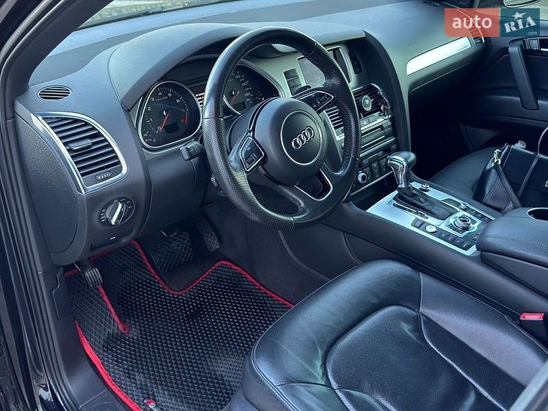 Внедорожник / Кроссовер Audi Q7 2014 в Черновцах