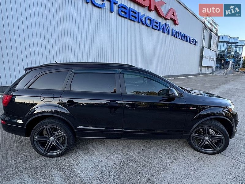 Внедорожник / Кроссовер Audi Q7 2014 в Черновцах