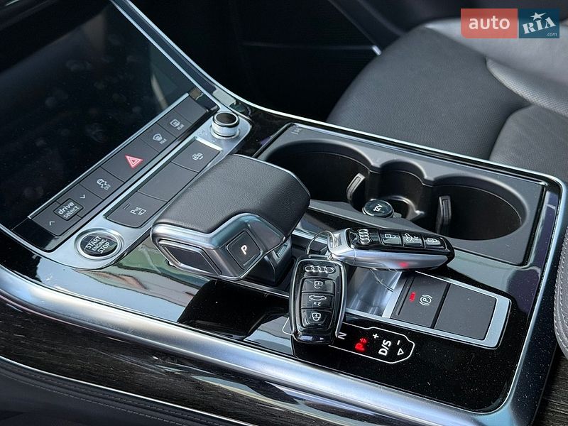 Внедорожник / Кроссовер Audi Q7 2022 в Белой Церкви