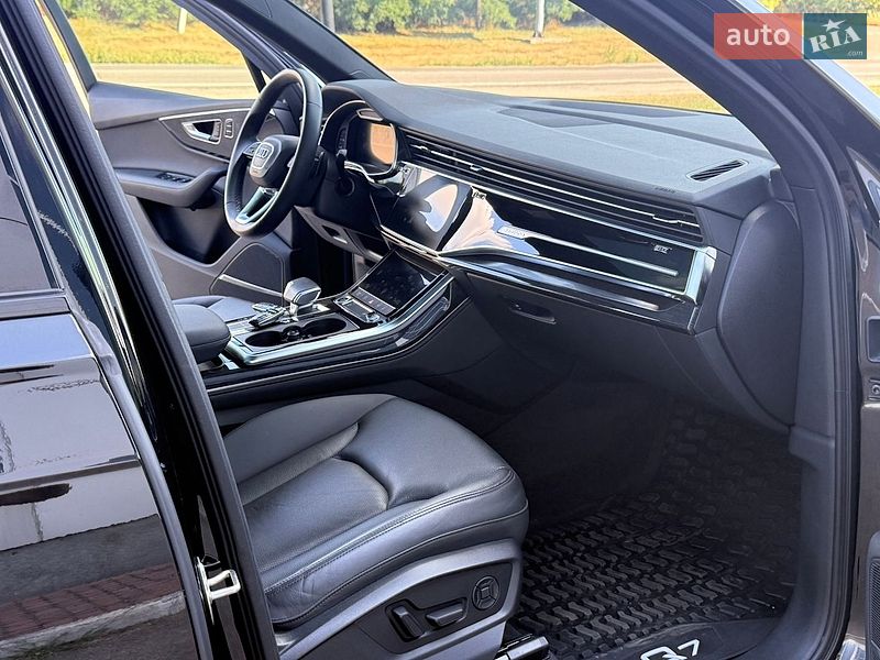 Внедорожник / Кроссовер Audi Q7 2022 в Белой Церкви