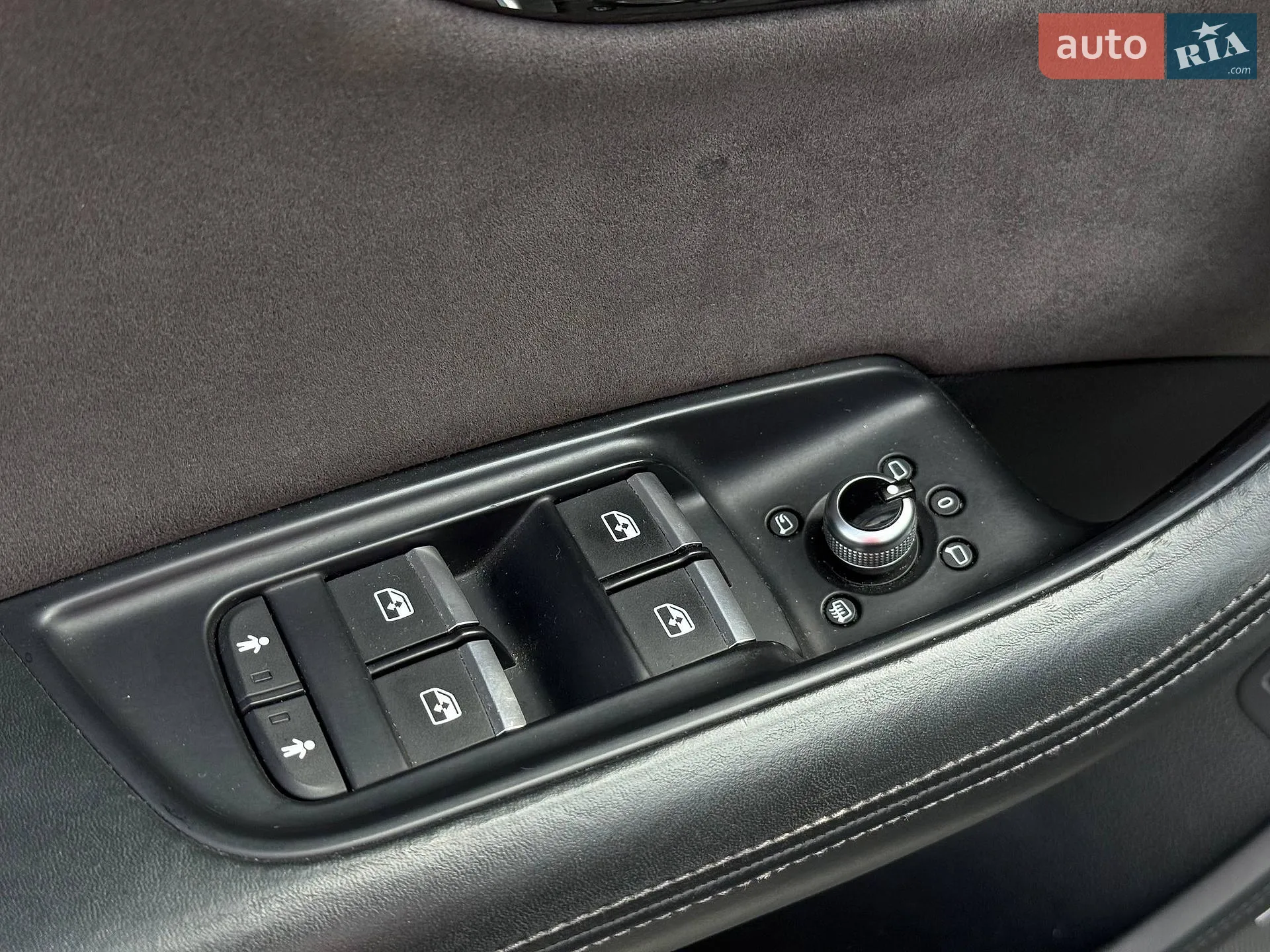 2016 Audi Q7 - мініатюра 31