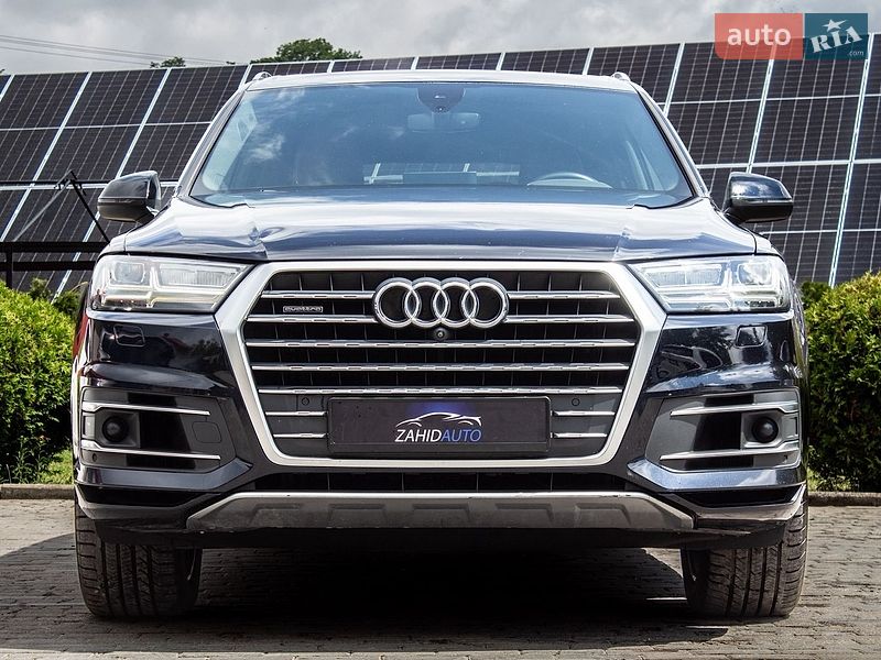 Внедорожник / Кроссовер Audi Q7 2017 в Львове