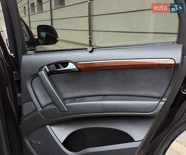 Внедорожник / Кроссовер Audi Q7 2011 в Трускавце
