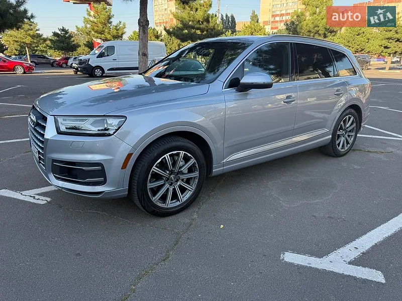 Audi Q7