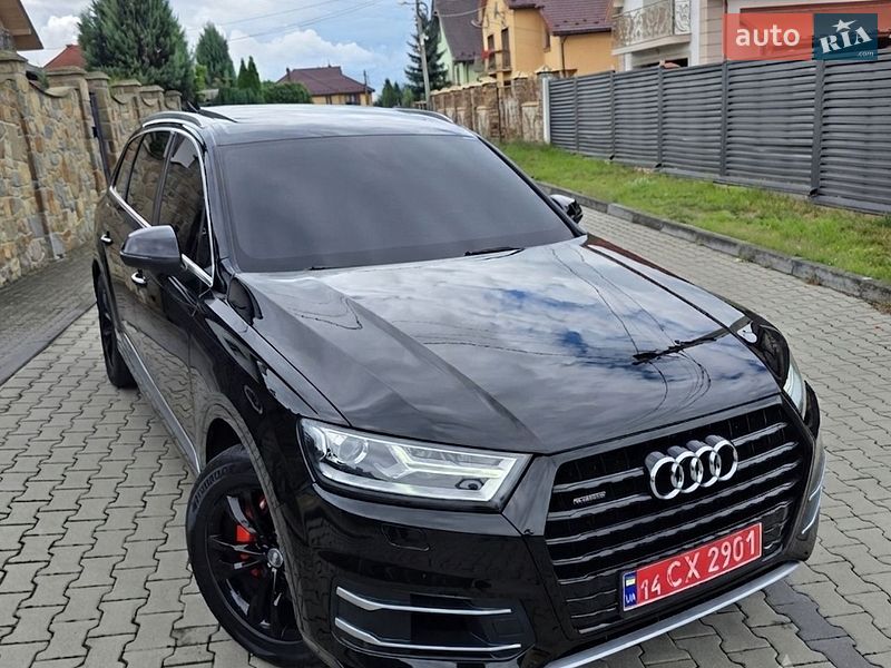 Позашляховик / Кросовер Audi Q7 2017 в Львові