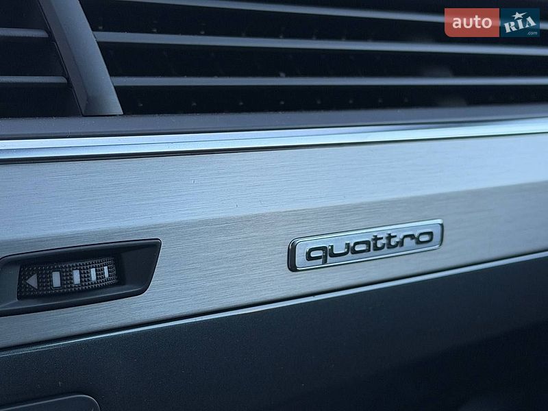 Внедорожник / Кроссовер Audi Q7 2016 в Киеве