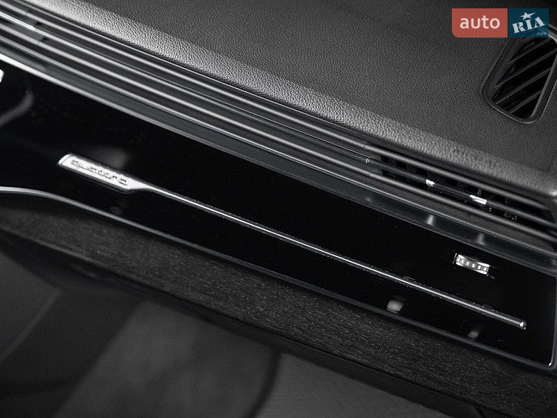 Позашляховик / Кросовер Audi Q7 2021 в Одесі фото 33 Позашляховик / Кросовер Audi Q7 2021 в Одесі