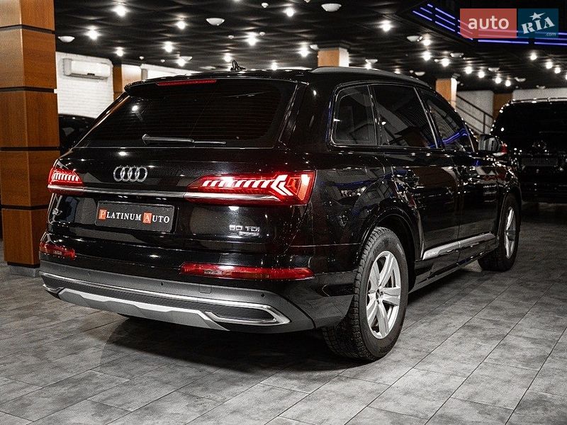 Позашляховик / Кросовер Audi Q7 2021 в Одесі фото 40 Позашляховик / Кросовер Audi Q7 2021 в Одесі