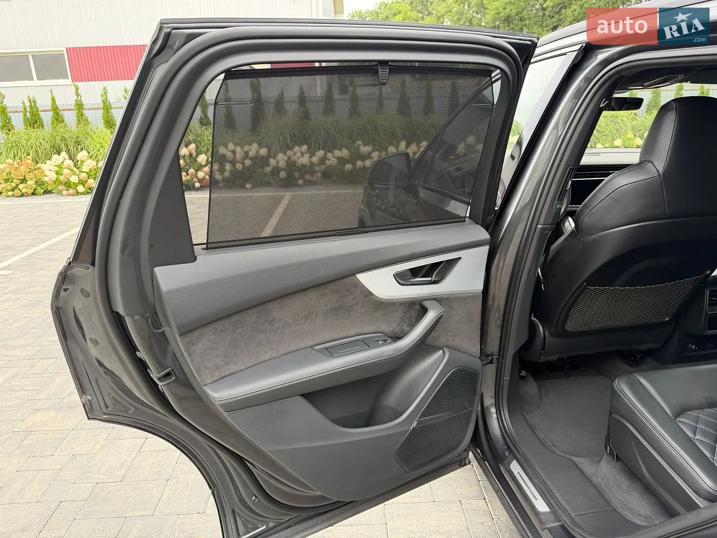 2020 Audi Q7 - мініатюра 26