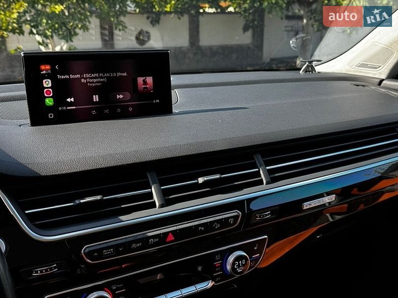 Позашляховик / Кросовер Audi Q7 2017 в Києві