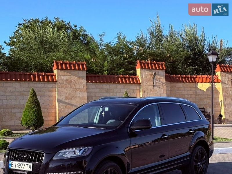 Audi Q7 2010 Audi Q7 2010