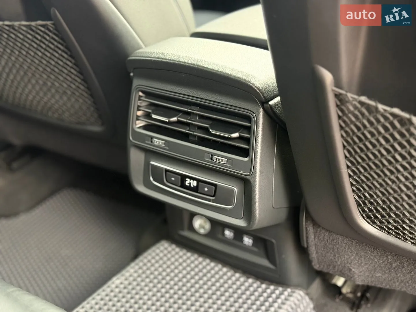 2019 Audi Q7 - мініатюра 71