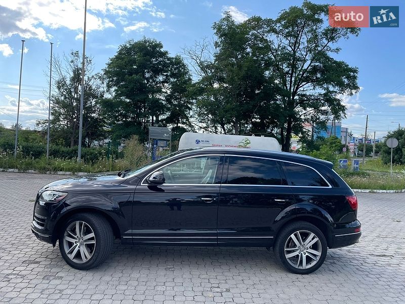 Внедорожник / Кроссовер Audi Q7 2013 в Одессе