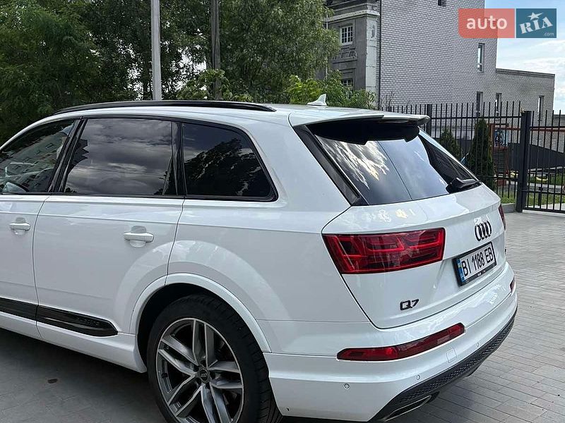 Позашляховик / Кросовер Audi Q7 2019 в Кременчуці