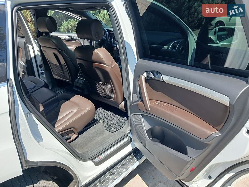 Внедорожник / Кроссовер Audi Q7 2014 в Самборе