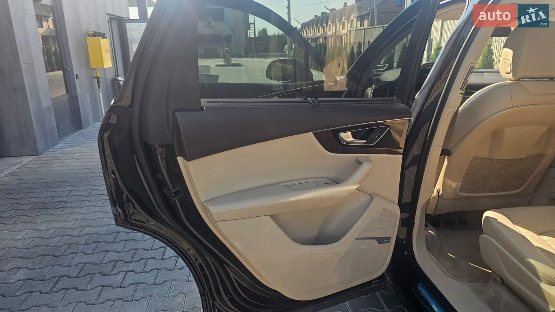 Audi Q7 2018 VIN WA1LAAF79KD009967 фото оголошення 20 з 43